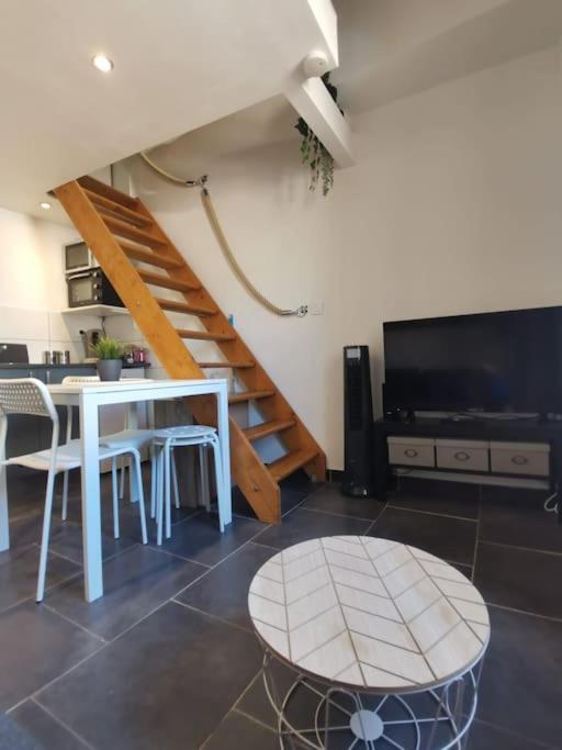 טולון Esprit Du Sud - Appartement Cosy Proche Centre - מראה חיצוני תמונה